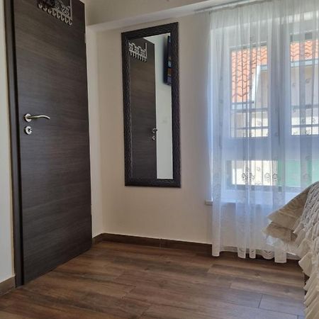 Studio Apartment Rosalie Split Exterior photo