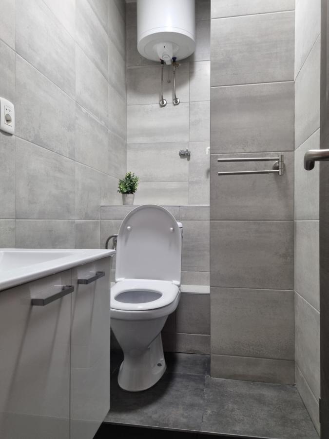 Studio Apartment Rosalie Split Exterior photo
