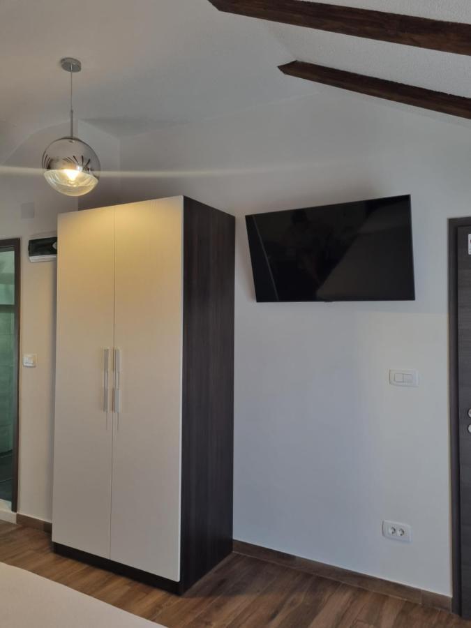 Studio Apartment Rosalie Split Exterior photo
